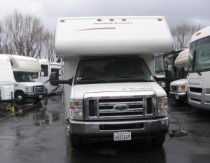 Expeditions Motor Homes | RV rental | 31 winnebago chalet